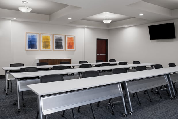 Images Holiday Inn Express & Suites Snyder by IHG