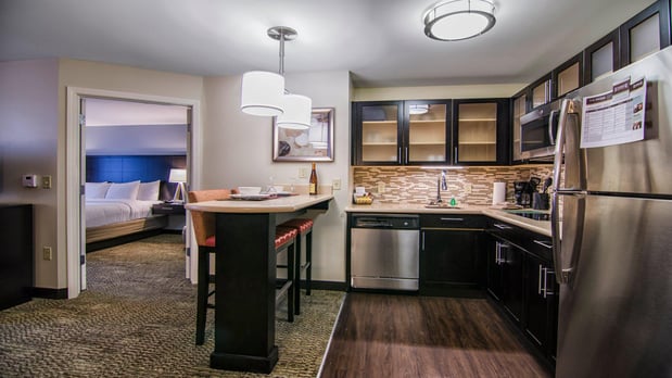 Images Staybridge Suites Marquette by IHG