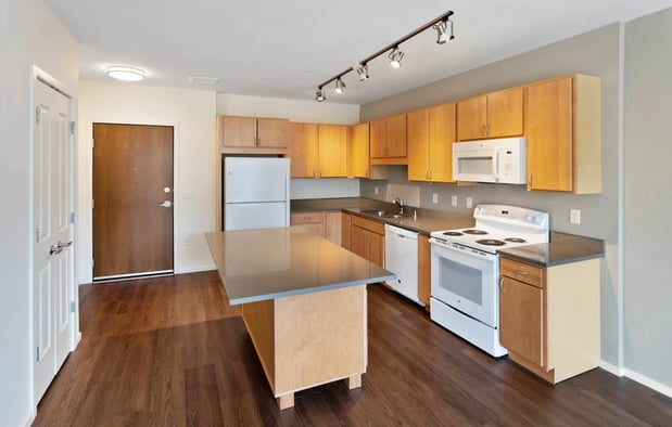 Images Millberry Apartments