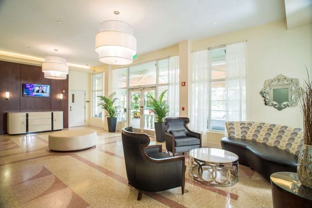 Images Hilton Grand Vacations Club McAlpin Ocean Plaza Miami