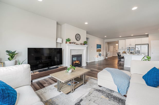 Images RE/MAX Professionals - Michael Kozlowski - Team Koz