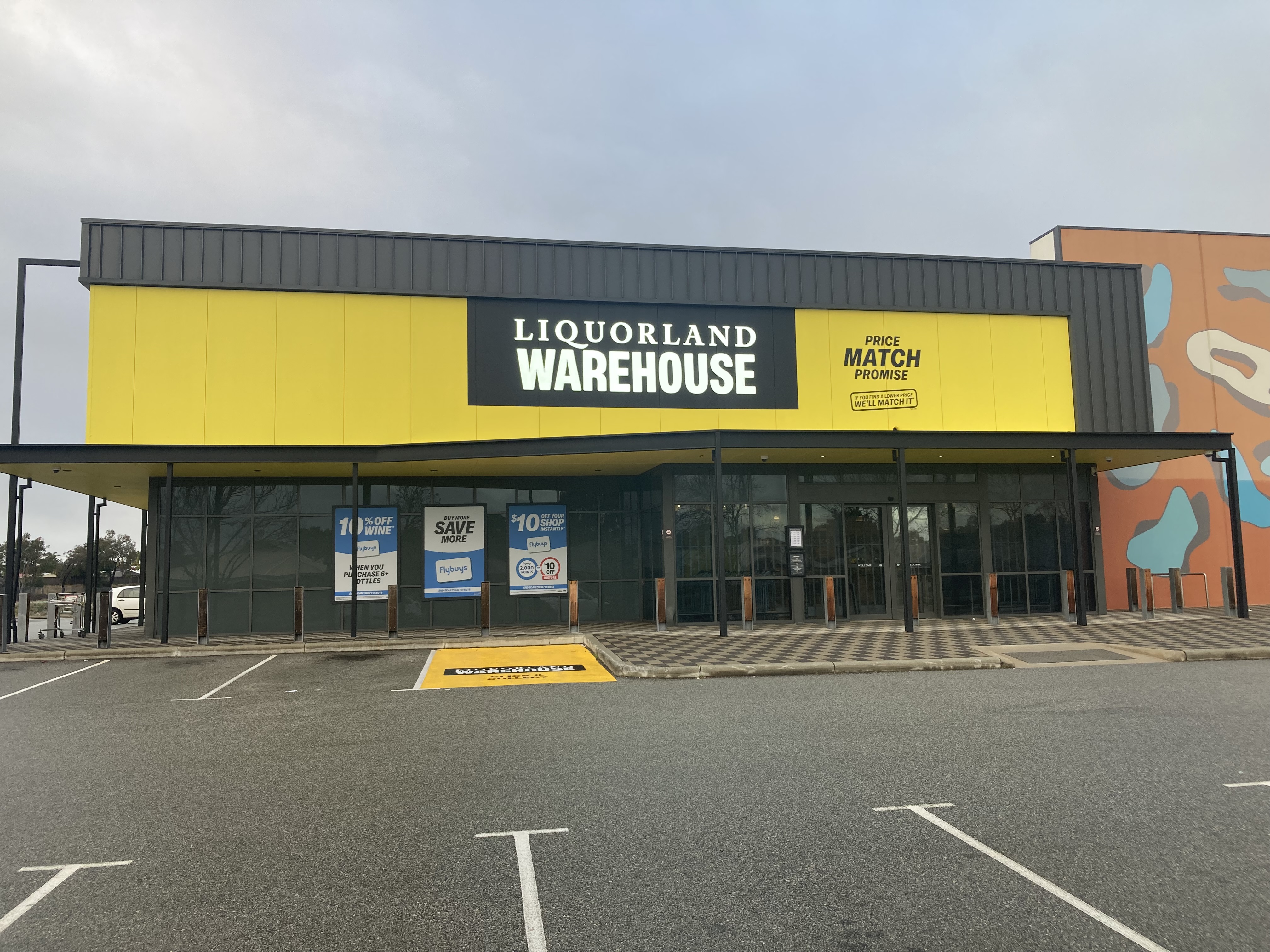 Images Liquorland Warehouse Ellenbrook