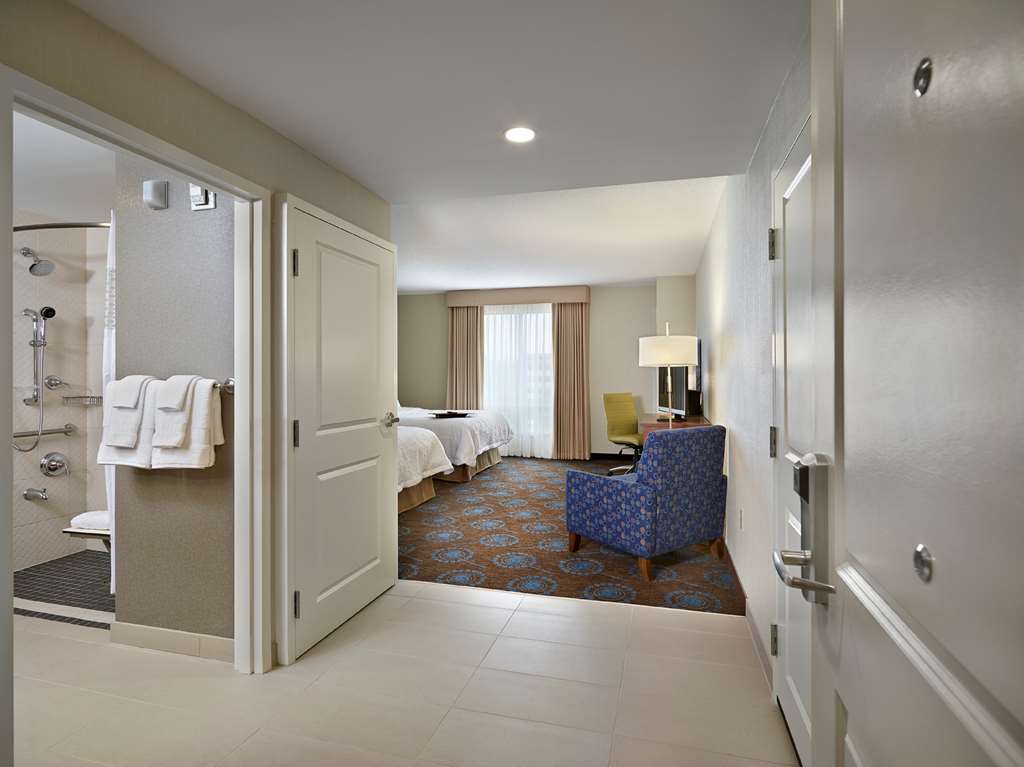 Images Hampton Inn by Hilton Halifax Downtown