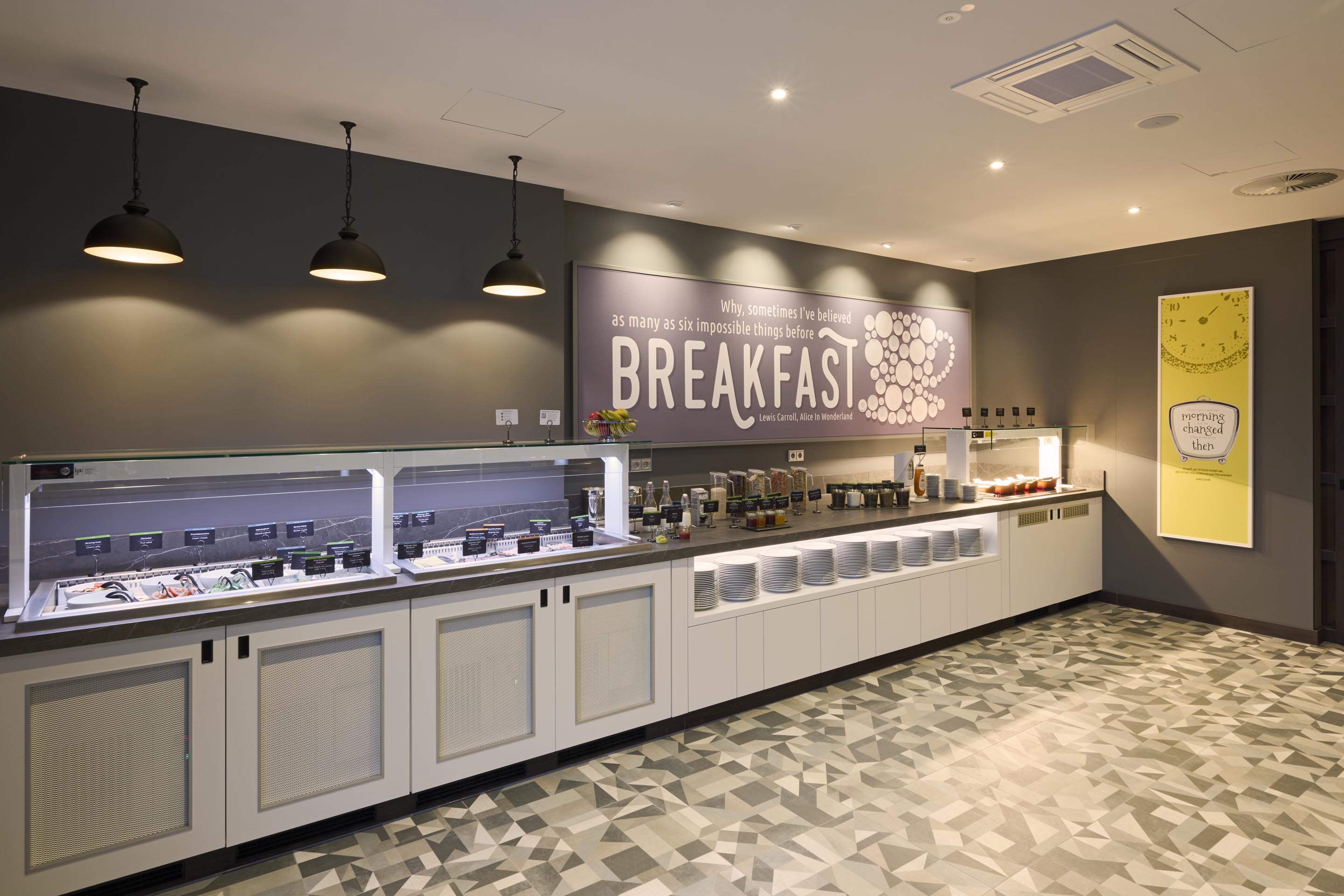 Premier Inn Stuttgart Zuffenhausen Hotel, Strohgäustraße 11 in Stuttgart