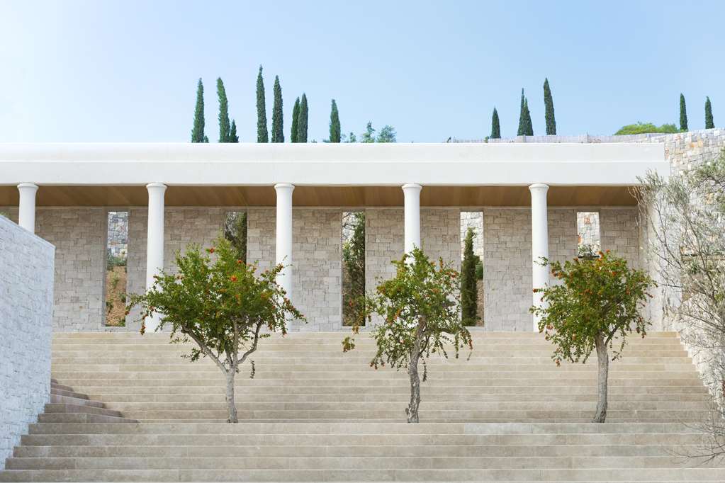 Amanzoe