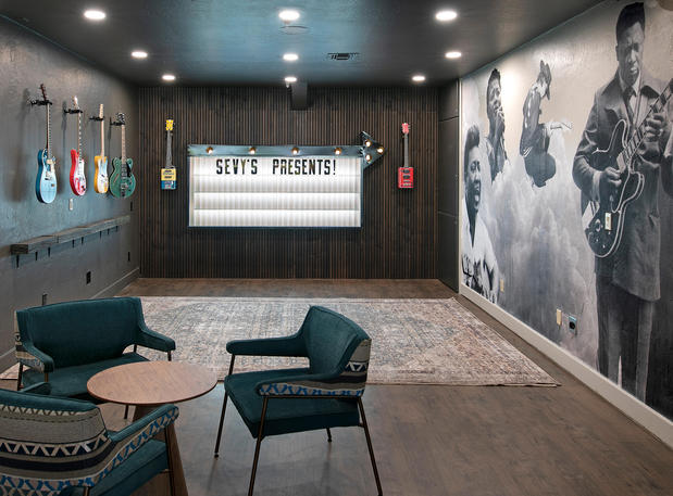 Images Sevy's Bar + Kitchen