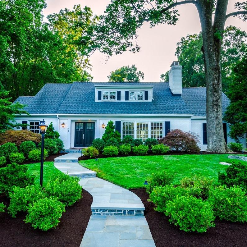 Rozzi Landscaping Services LLC