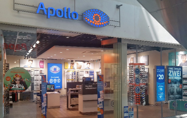 Apollo-Optik, Schwabenplatz 1 in Stuttgart-Vaihingen