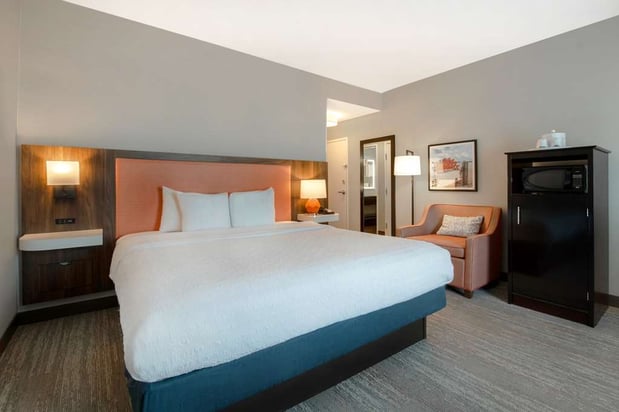 Images Hampton Inn & Suites Harvey/New Orleans West Bank