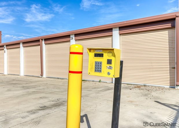 Images CubeSmart Self Storage