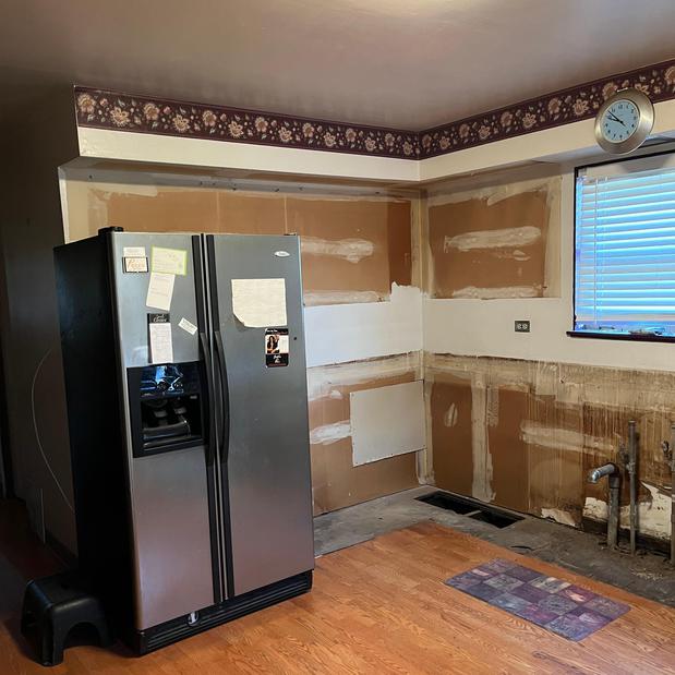 Images Creative Custom Cabinet & Bookcase LLC