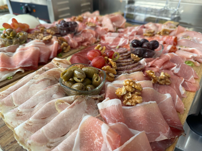 Images A Prosciutteria Burgeria e Ristorante