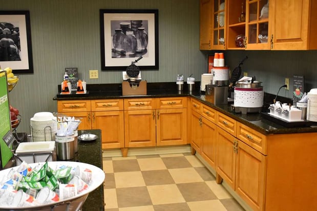 Images Hampton Inn & Suites Chincoteague-Waterfront