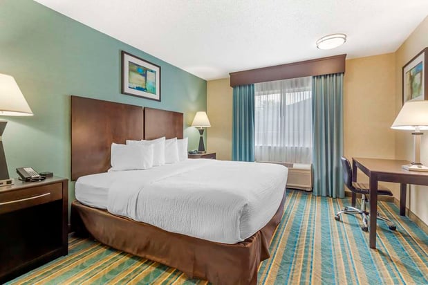 Images Best Western Plus Berkshire Hills Inn & Suites
