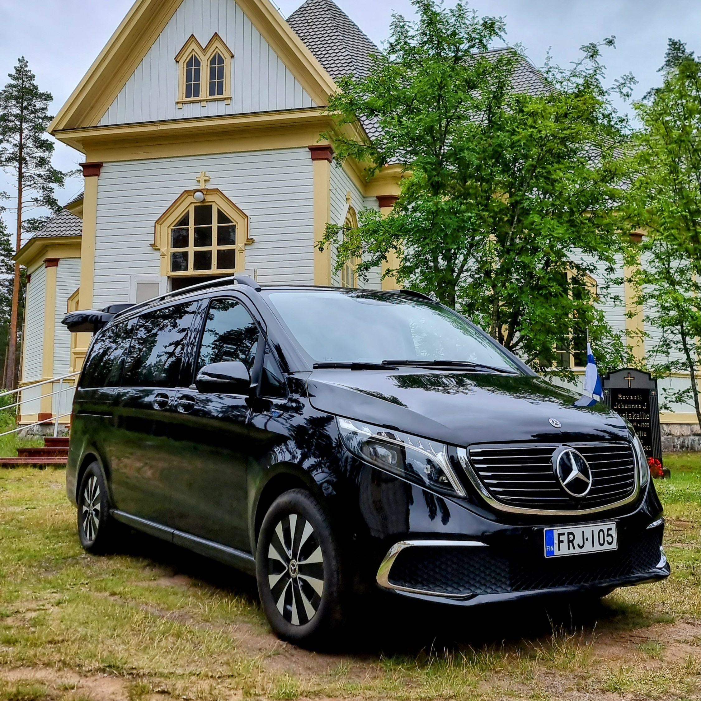 Images Vaalan Kukka ja Hautauspalvelu ky