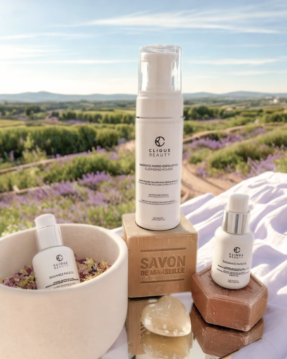 Clique Boutique - Holiday Manor Image