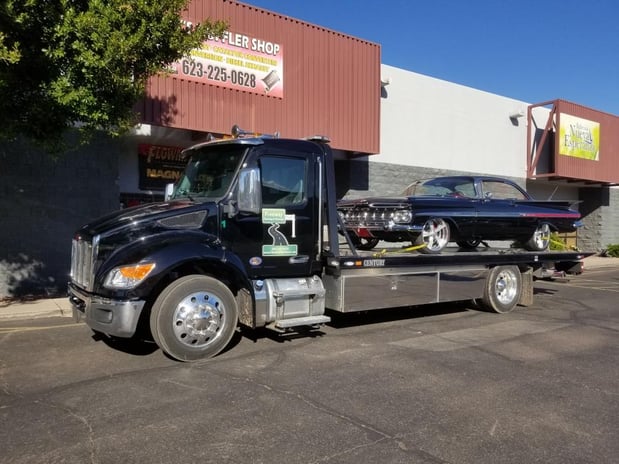 Images Freeway Towing & Storage