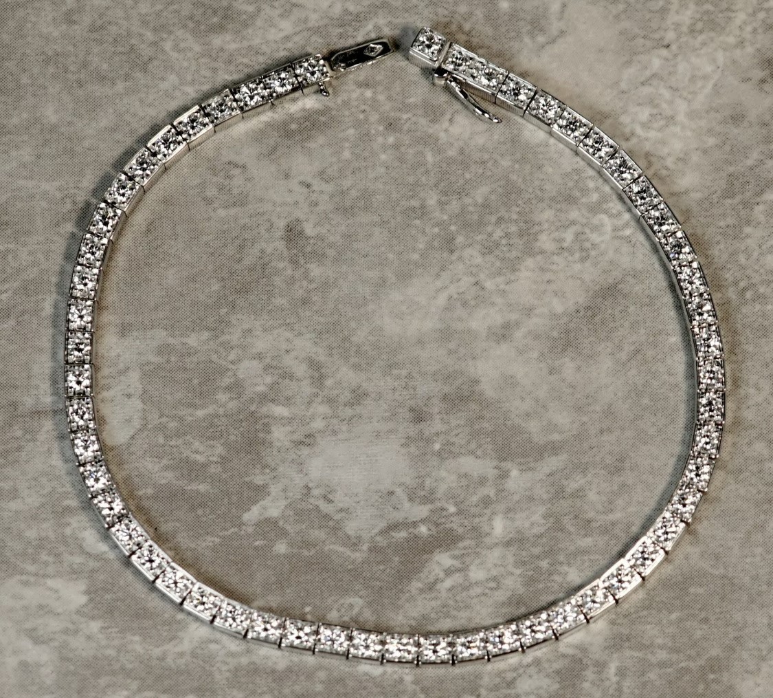 Cartier Diamond Tennis Bracelet Buyer on Long Island