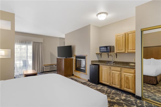 Images Best Western Plus Riverfront Hotel and Suites