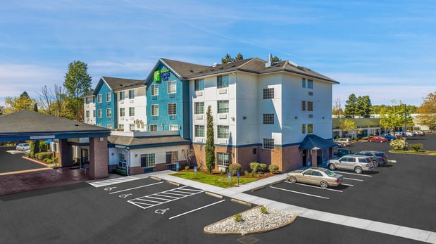 Images Holiday Inn Express & Suites Portland-Jantzen Beach by IHG