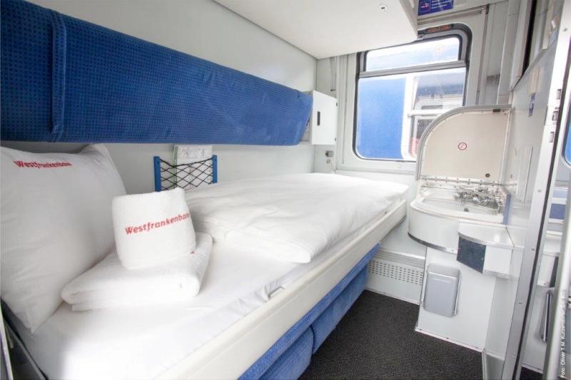 Gleis 1 Amorbach - Erlebnisbahnhof, Am Bahnhof 1 in Amorbach