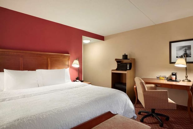 Images Hampton Inn & Suites Hartford/East Hartford