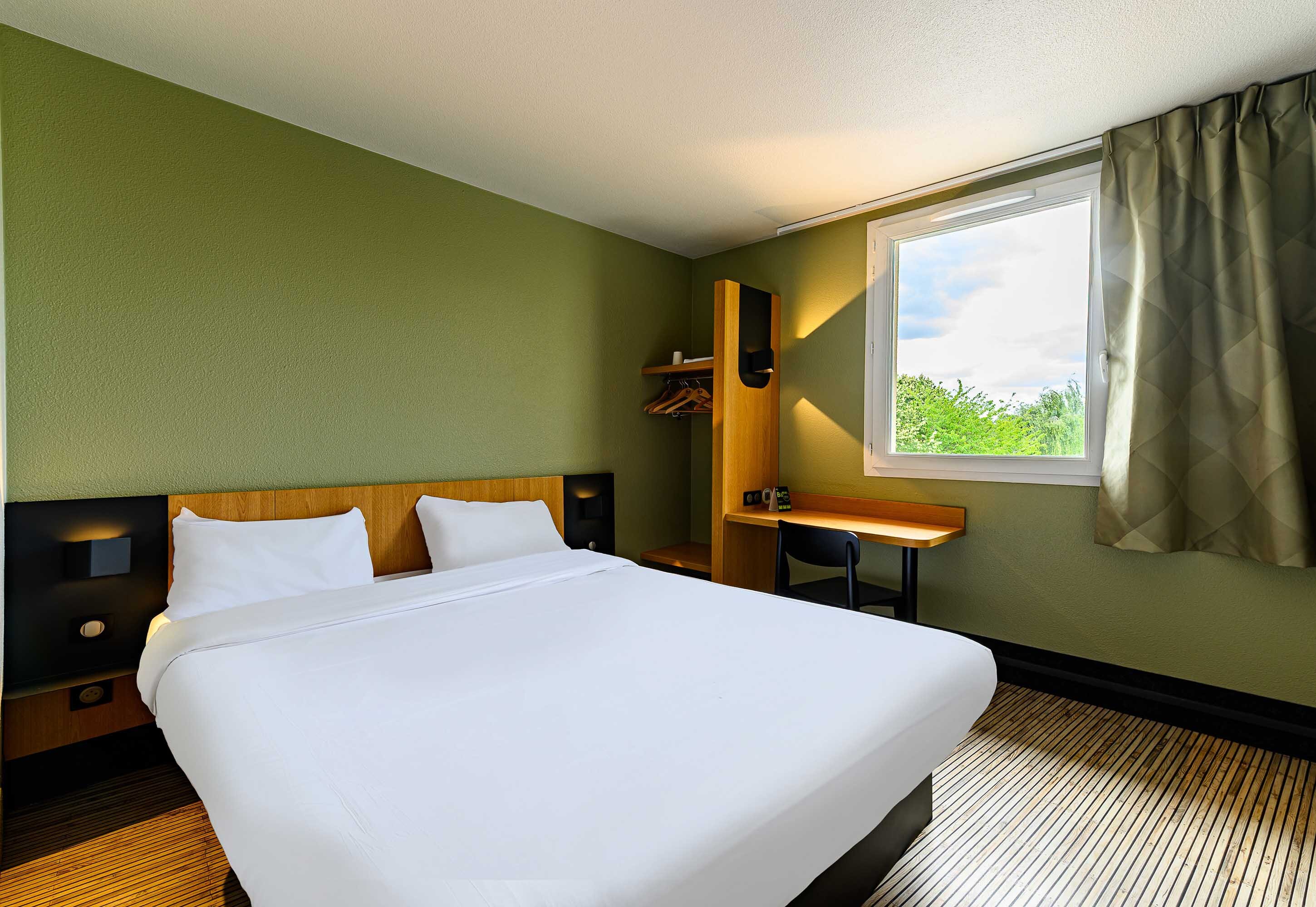 Images B&B HOTEL Marne-la-Vallée Bussy-Saint-Georges