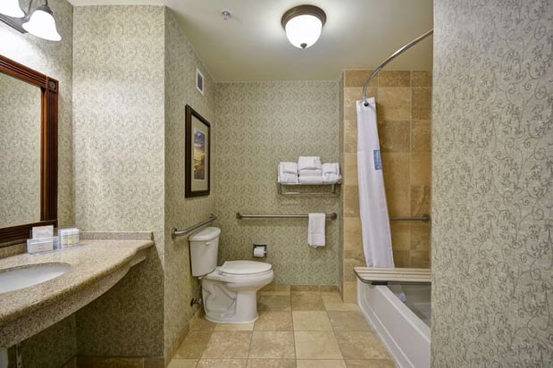 Images Hampton Inn & Suites Savannah Historic District