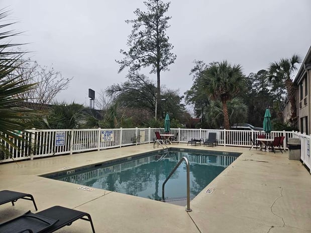 Images SureStay by Best Western Summerville Flowertown