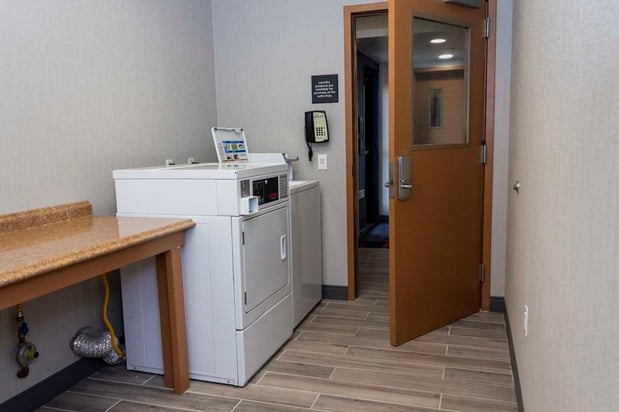 Images Hampton Inn & Suites Riverton