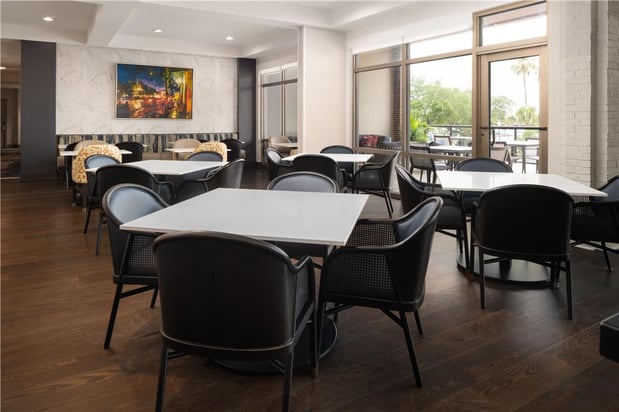 Images Hilton Garden Inn Charleston Waterfront/Downtown