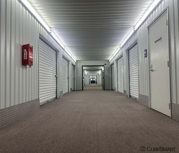 Images CubeSmart Self Storage