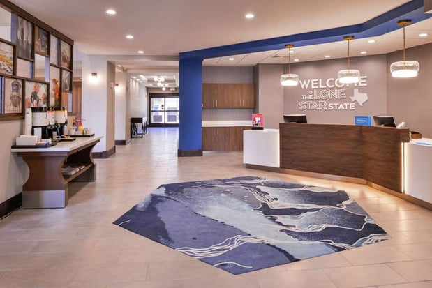 Images Hampton Inn & Suites Legacy Park-Frisco
