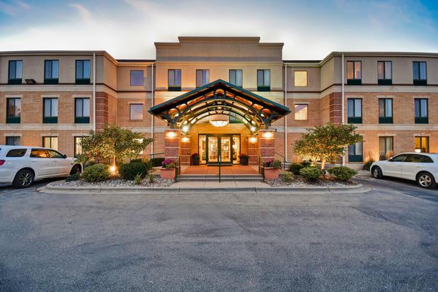 Images Staybridge Suites Middleton/Madison-West by IHG