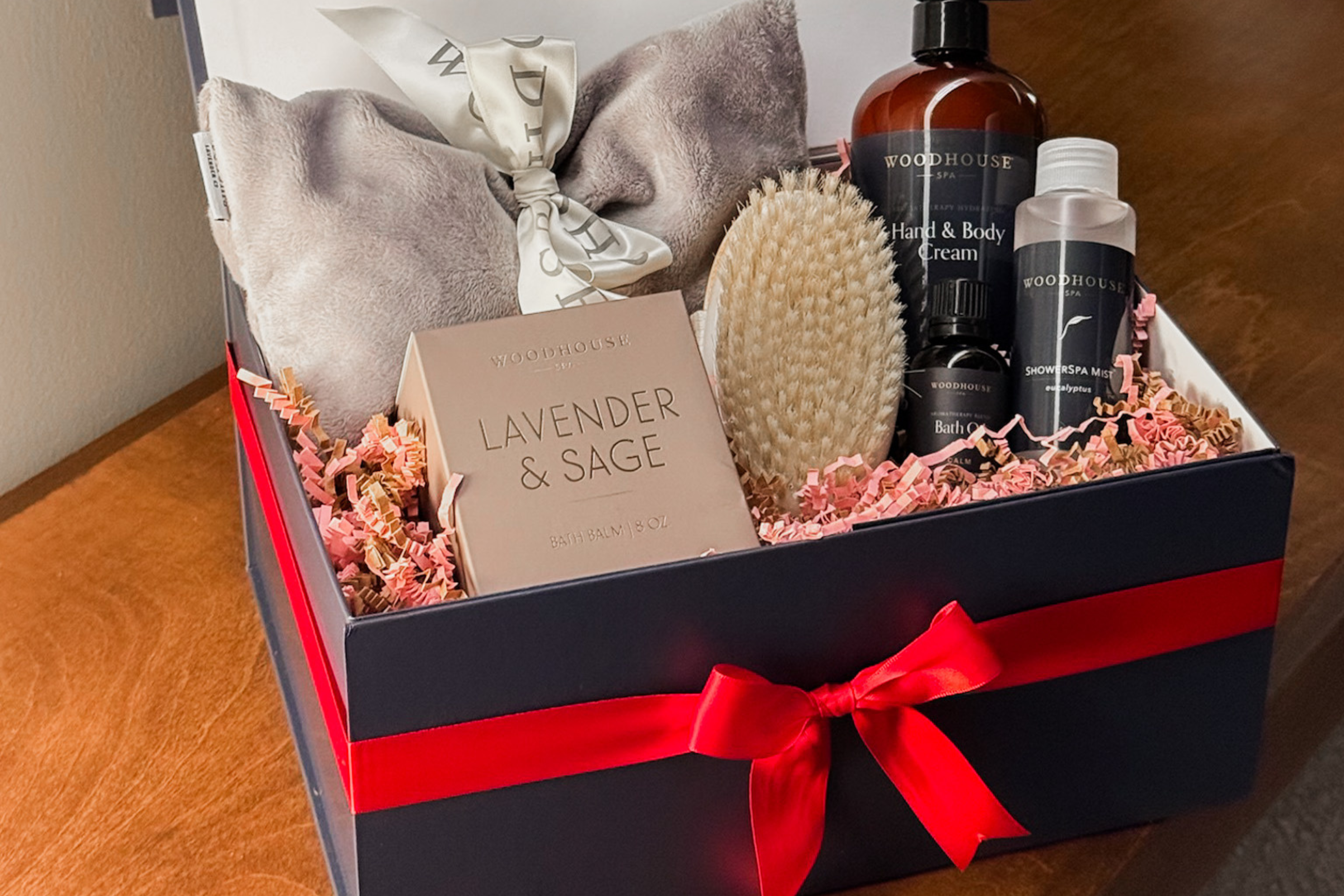 NEW & EXCLUSIVE Spa Box