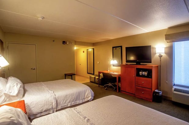 Images Hampton Inn Wheeling
