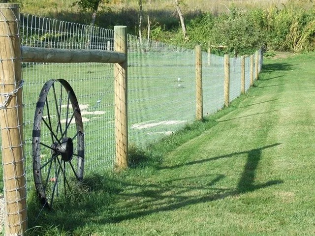 Images Superior Fence & Rail