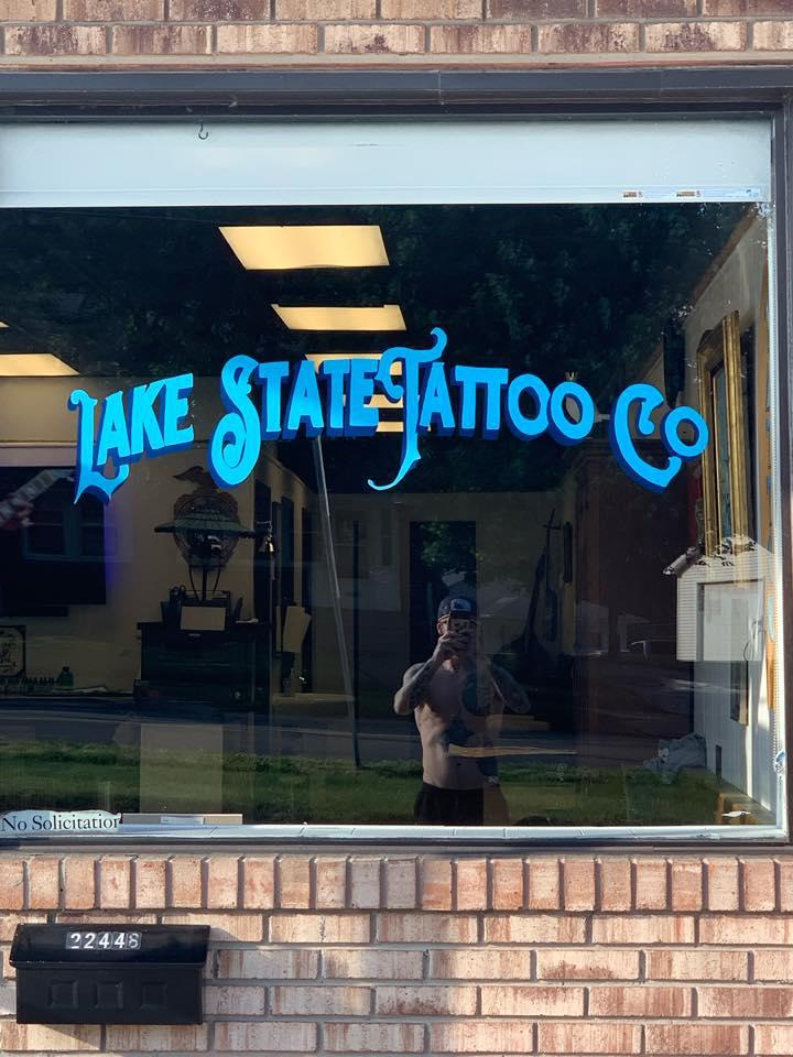 Lake state tattoo co Logo