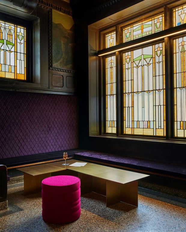 Images Hotel Savoy Kansas City, Tapestry Collection by Hilton