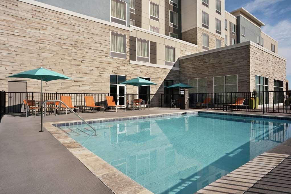 Pool Homewood Suites by Hilton Florence Florence (843)407-1600