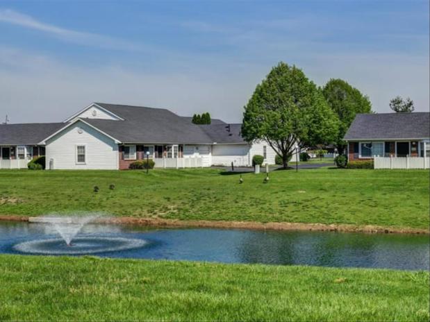 Images Waterford Apts