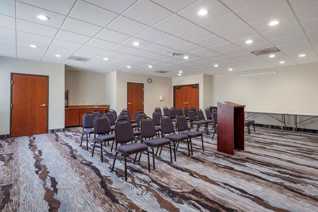 Images Best Western Plus McKinney Inn & Suites