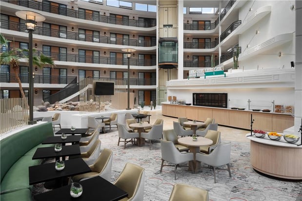 Images Embassy Suites by Hilton Phoenix Biltmore
