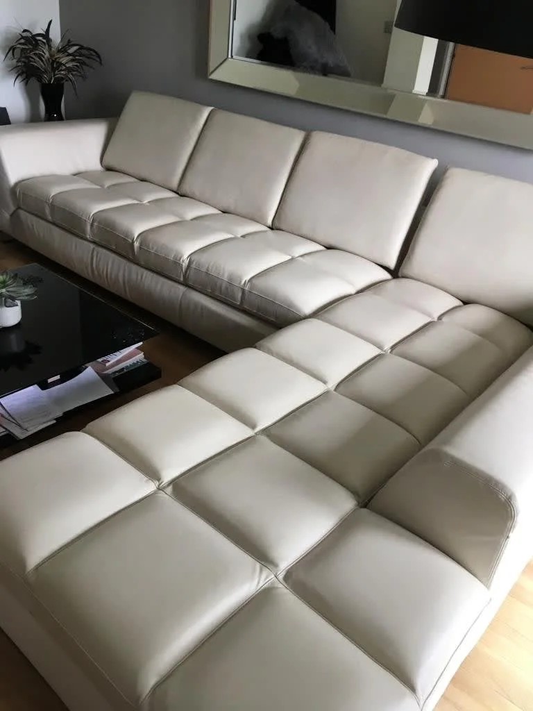 Images T.MC Upholstery