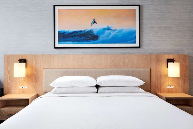 Images Hotel MdR Marina del Rey - a DoubleTree by Hilton