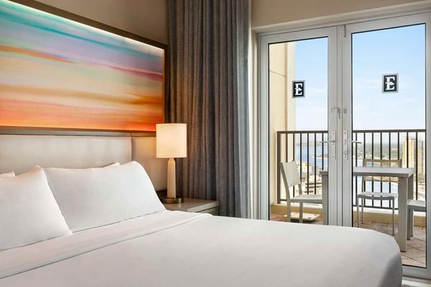 Images Embassy Suites by Hilton Tampa Downtown Convention Center