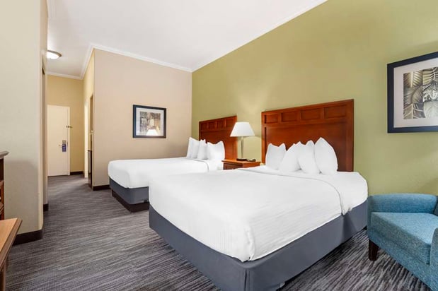 Images Best Western Hebbronville Inn