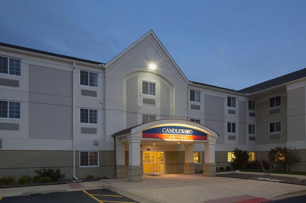 Images Candlewood Suites Peoria at Grand Prairie by IHG