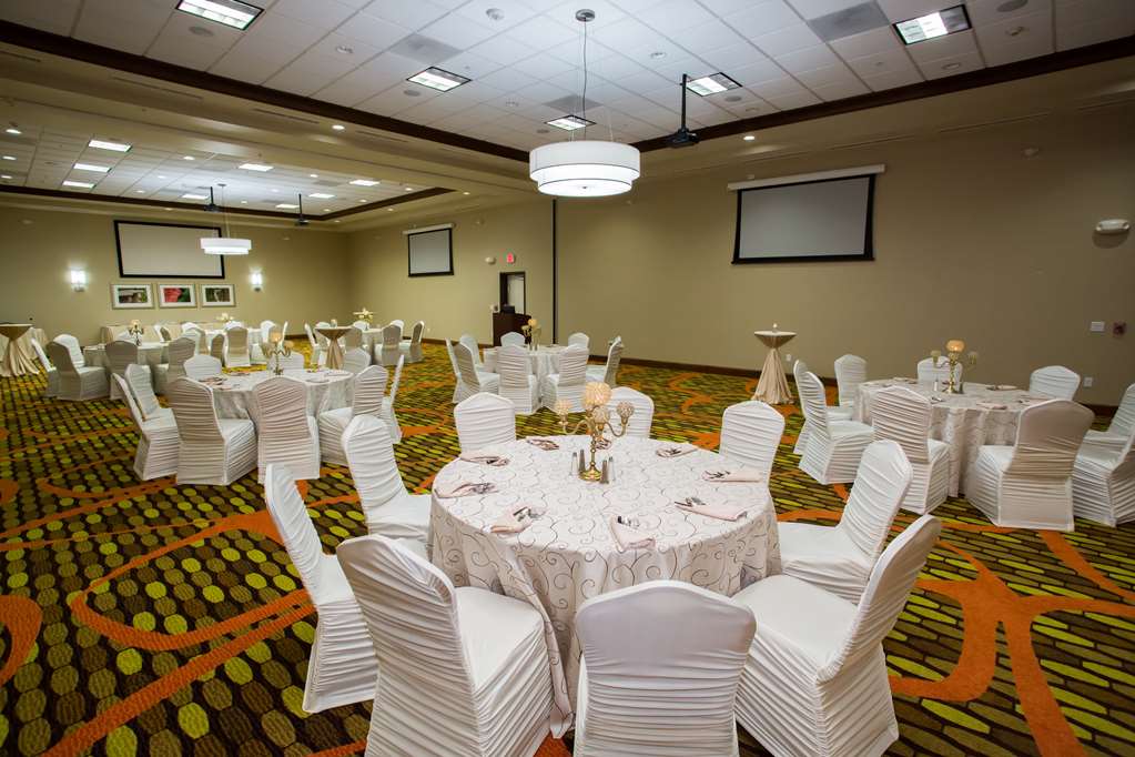 Meeting Room Hilton Garden Inn Cincinnati/West Chester West Chester (513)860-3170