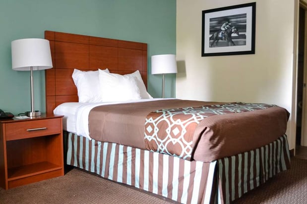 Images SureStay by Best Western Bowling Green North